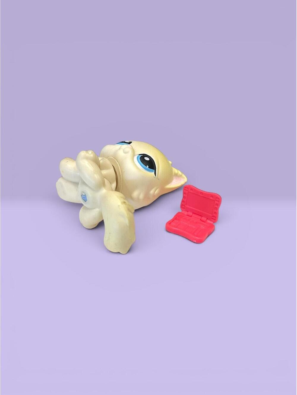 Littlest Pet Shop Persian Cat #428 Blue Eyes LPS with Laptop Accessory - Picture 5 of 5